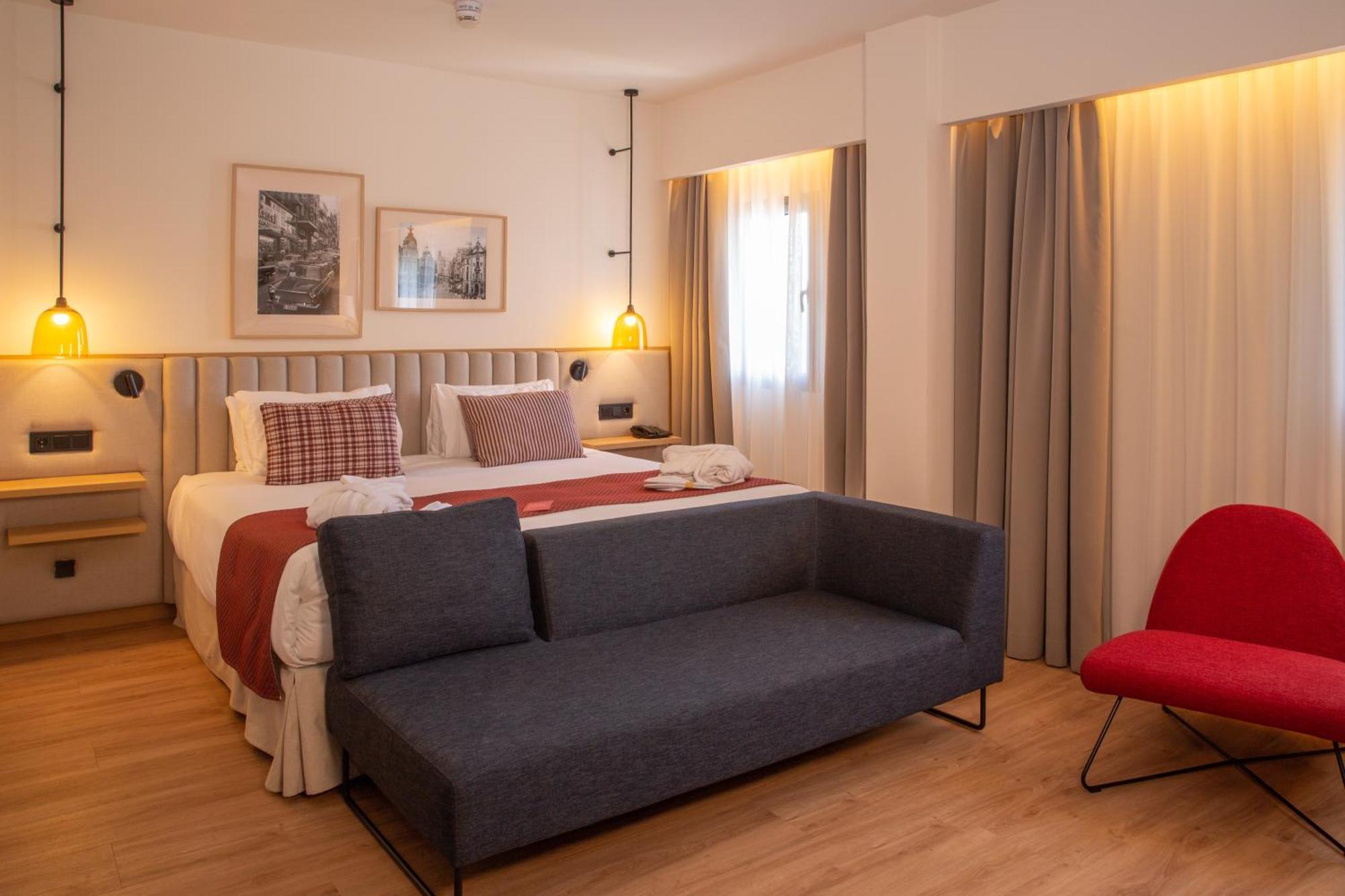 Ramada By Wyndham Madrid Getafe Hotel Exterior photo