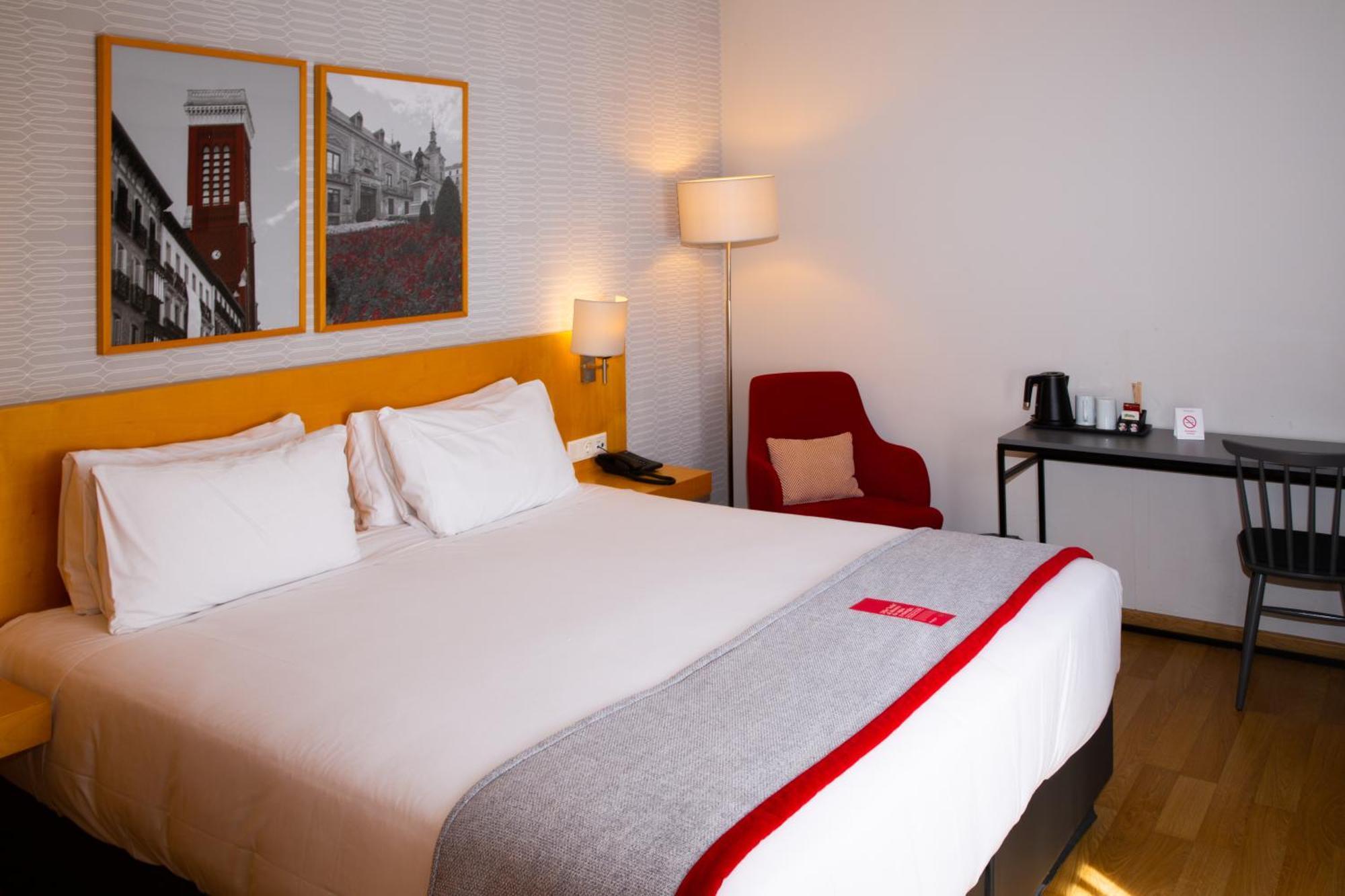Ramada By Wyndham Madrid Getafe Hotel Exterior photo